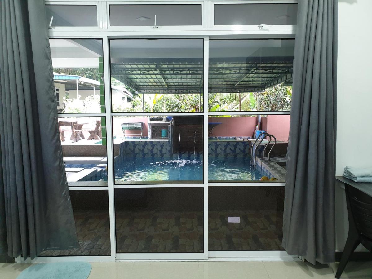 Inapdesa Teratak Bonda, Sepri Holiday home